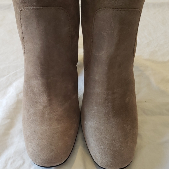 Tod's Light Brown Suede  Heeled Boots - Picture 7 of 7